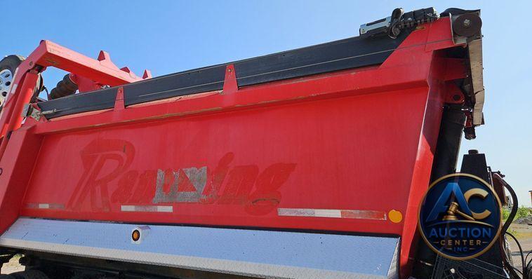 2012 Freightliner  114SD dump truck