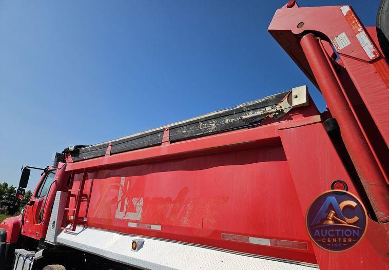 2012 Freightliner  114SD dump truck