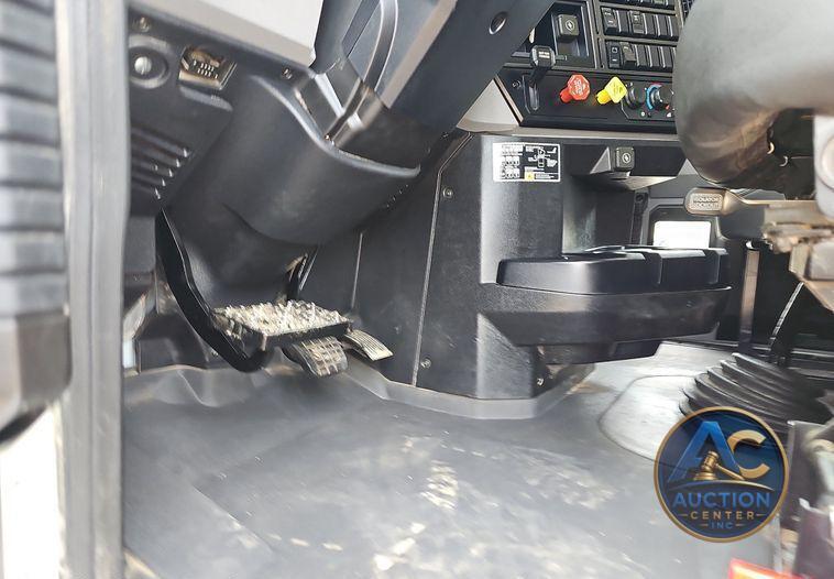 2021 Mack Granite  dump truck