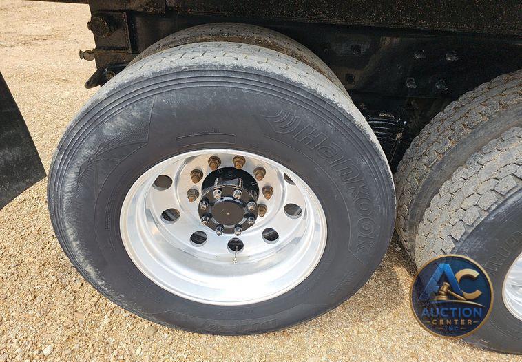 2021 Mack Granite  dump truck