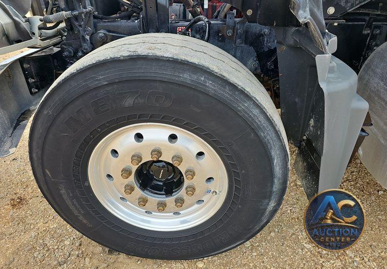 2021 Mack Granite  dump truck
