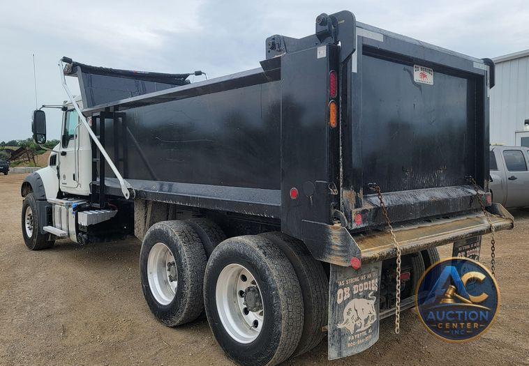 2021 Mack Granite  dump truck