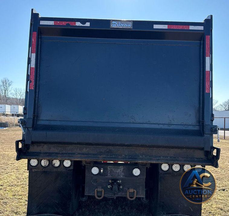 2019 Mack Granite dump truck