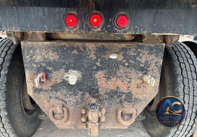 2020 Mack Pinnacle dump truck