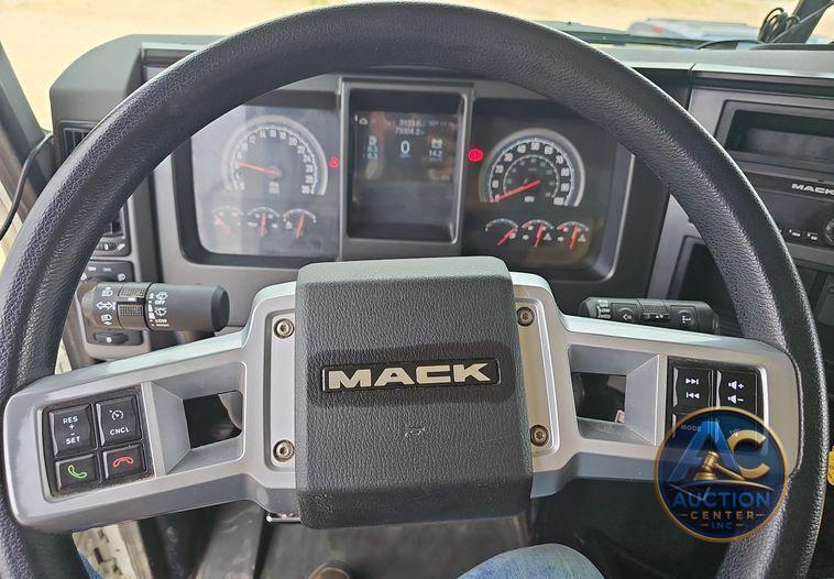 2021 Mack Granite  dump truck
