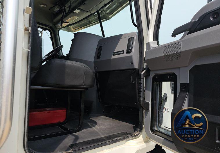 2021 Mack Granite  dump truck
