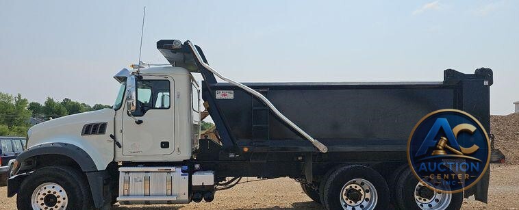 2021 Mack Granite  dump truck