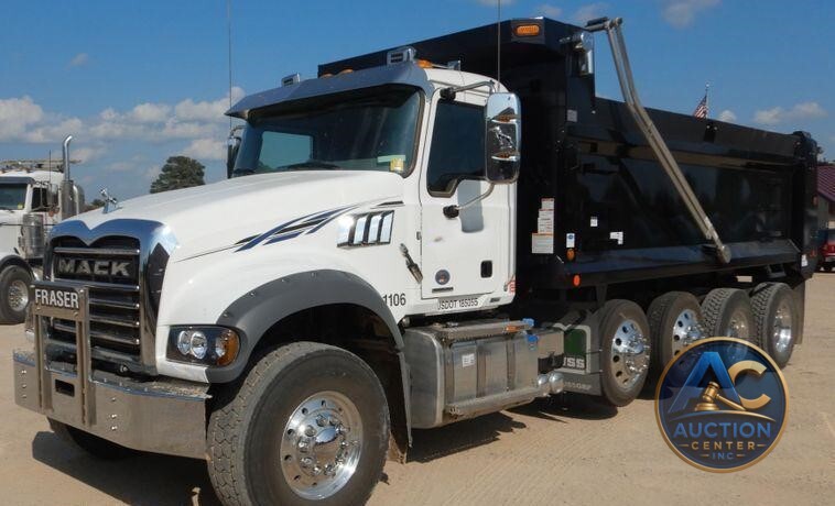 2021 Mack Granite  dump truck