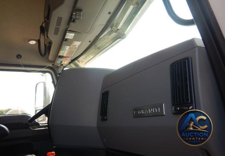2021 Mack Granite  dump truck
