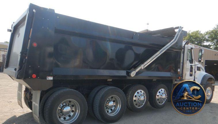 2021 Mack Granite  dump truck