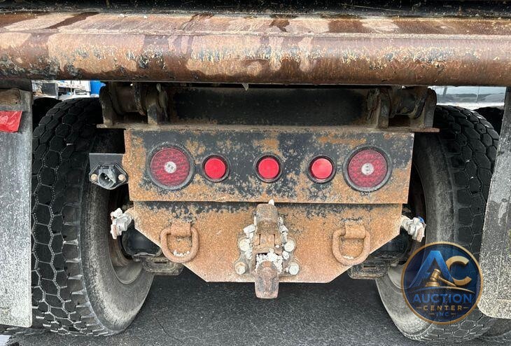 2019 Mack Granite dump truck