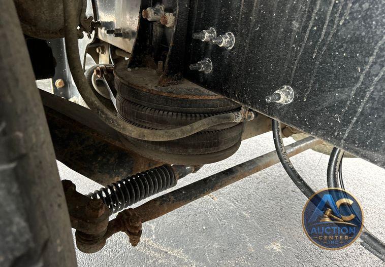 2019 Mack Granite dump truck