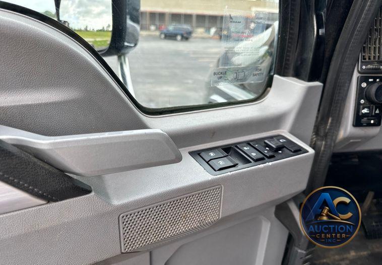 2019 Mack Granite dump truck