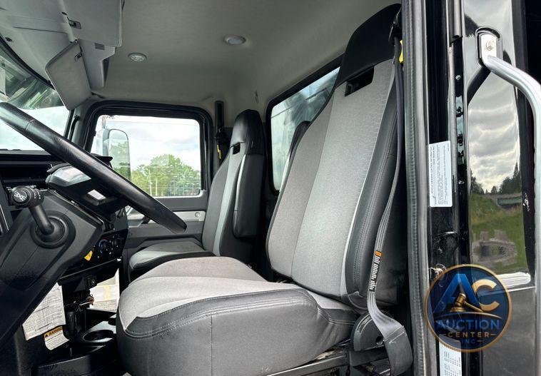 2019 Mack Granite dump truck