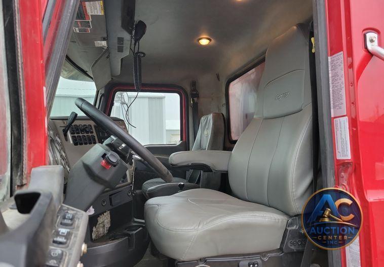 2018 Mack Granite GU700 dump truck