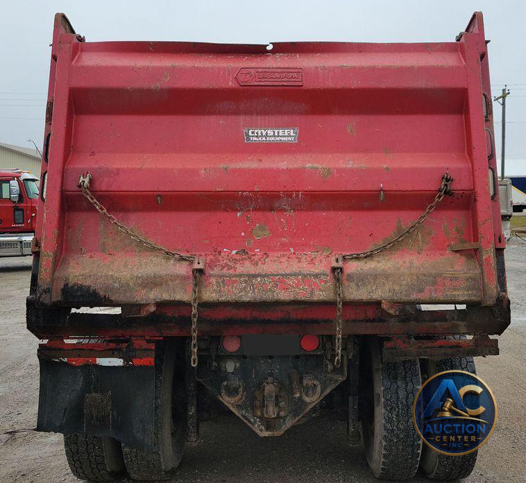 2018 Mack Granite GU700 dump truck