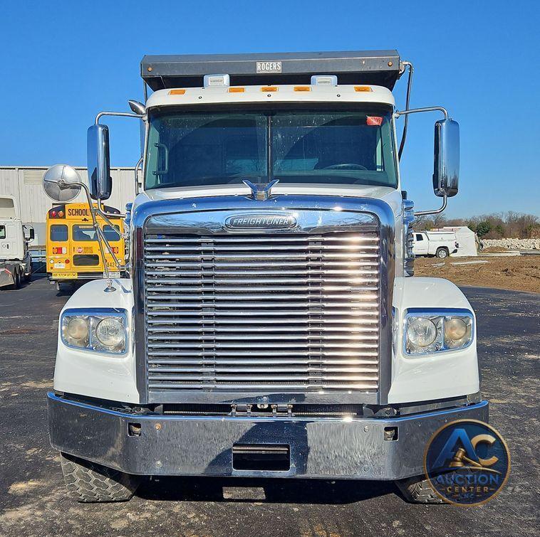 2016 Freightliner Coronado 122SD  dump truck