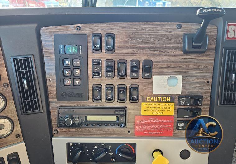 2016 Freightliner Coronado 122SD  dump truck