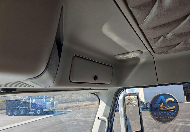 2016 Freightliner Coronado 122SD  dump truck
