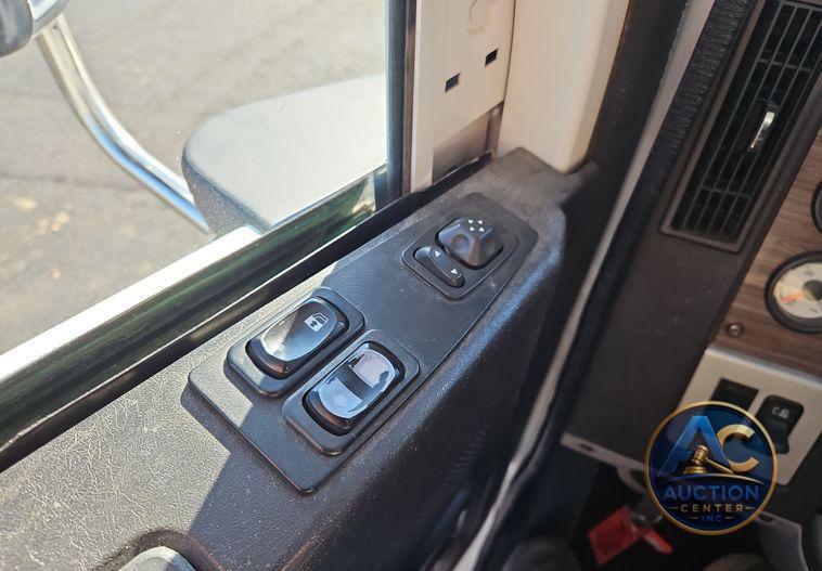 2016 Freightliner Coronado 122SD  dump truck
