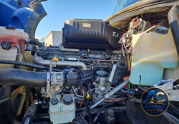 2016 Freightliner Coronado 122SD  dump truck