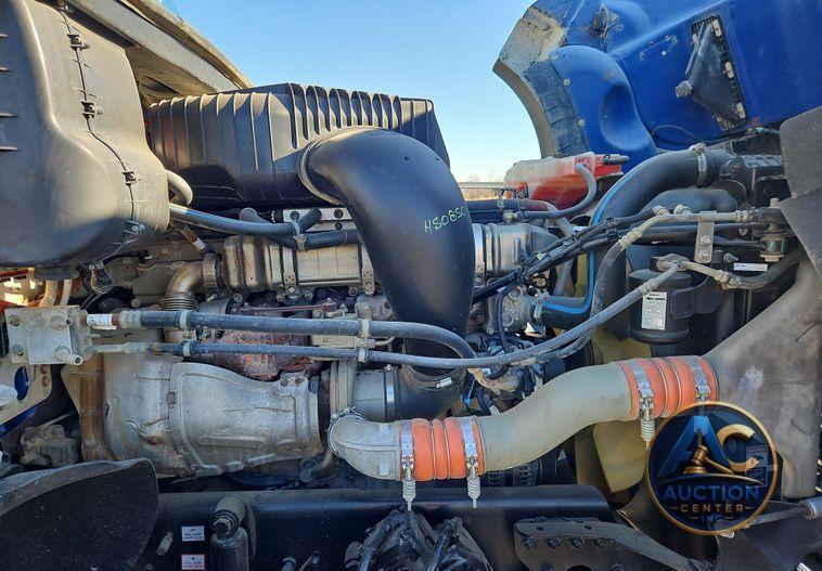 2016 Freightliner Coronado 122SD  dump truck