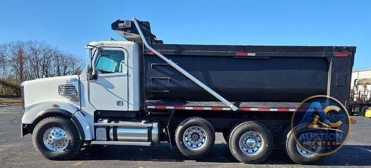 2016 Freightliner Coronado 122SD  dump truck