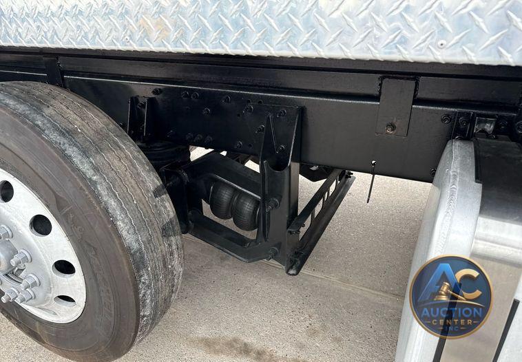 2019 Mack Anthem dump truck