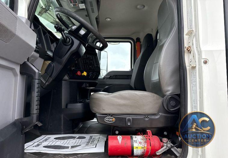 2019 Mack Anthem dump truck