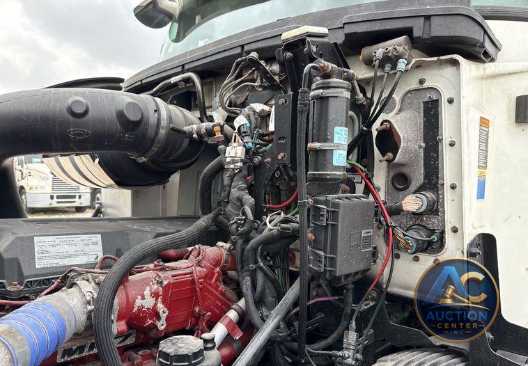 2019 Mack Anthem dump truck