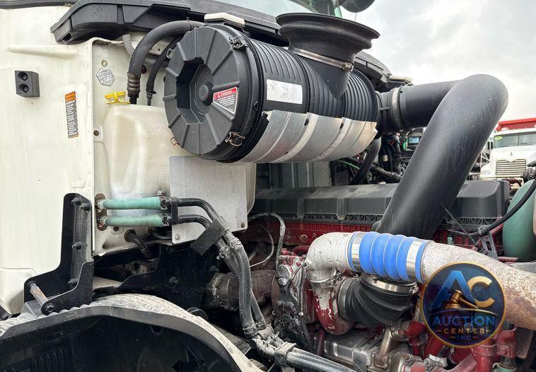 2019 Mack Anthem dump truck