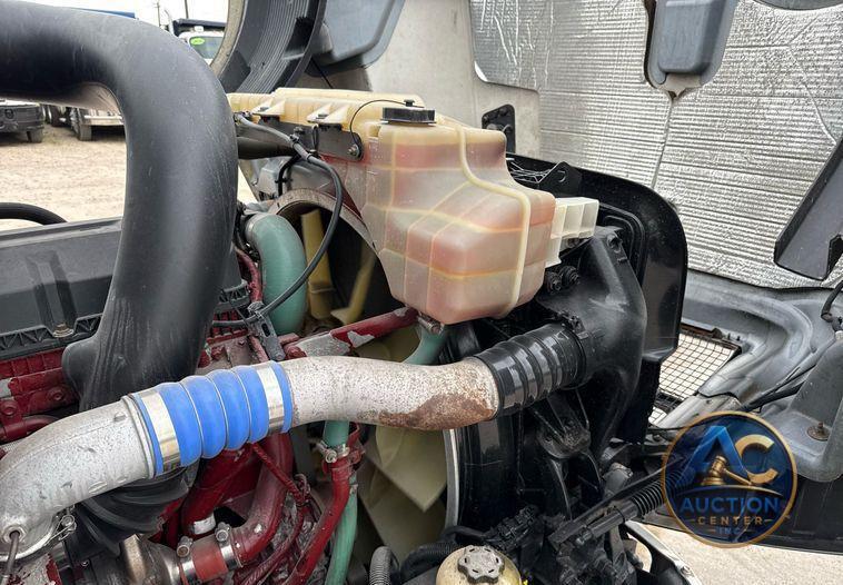 2019 Mack Anthem dump truck