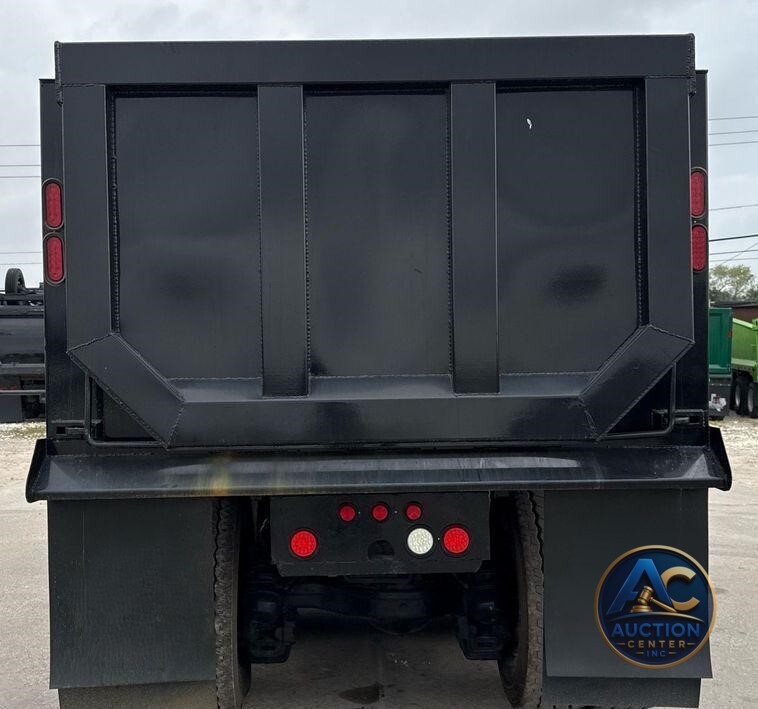 2019 Mack Anthem dump truck