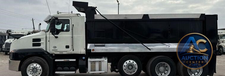 2019 Mack Anthem dump truck