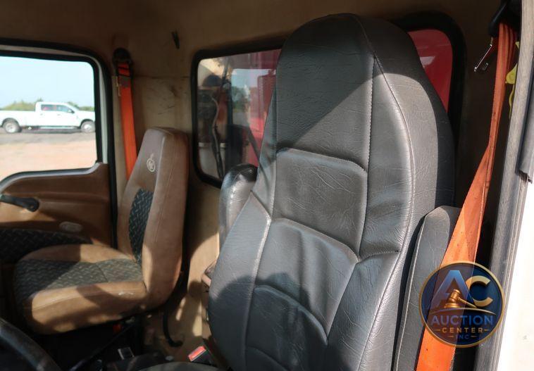 2009 Mack GU713  dump truck