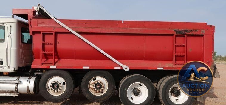 2009 Mack GU713  dump truck