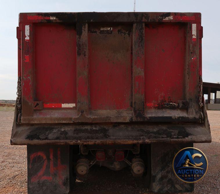 2009 Mack GU713  dump truck