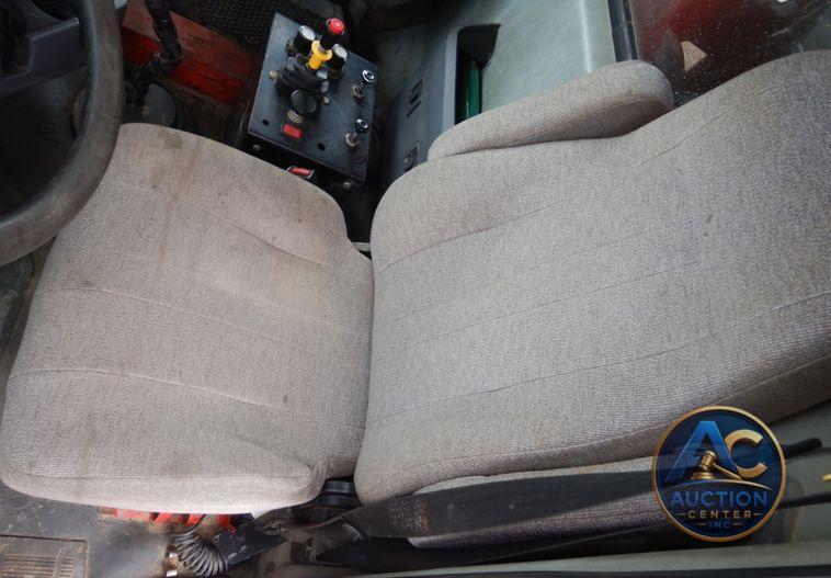2013 Mack Granite dump truck
