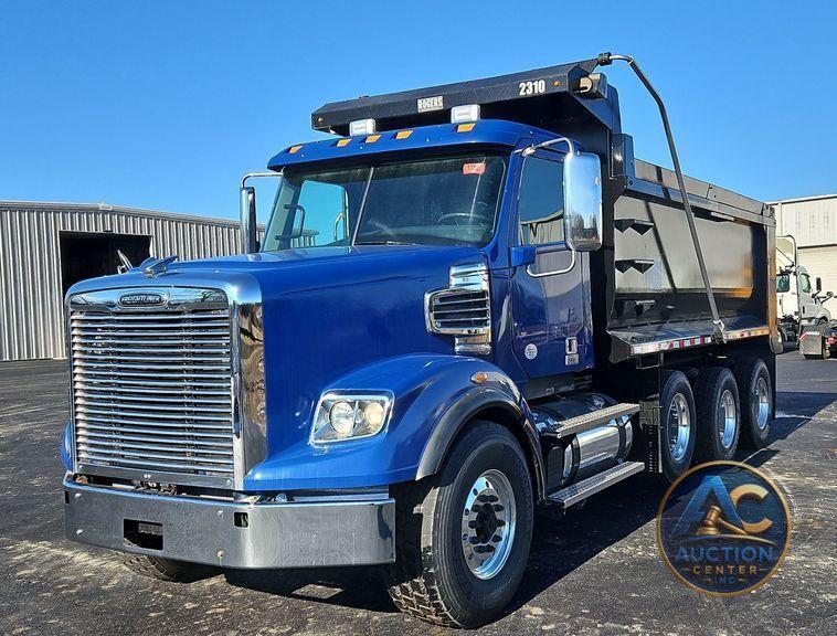 2016 Freightliner Coronado 122SD  dump truck