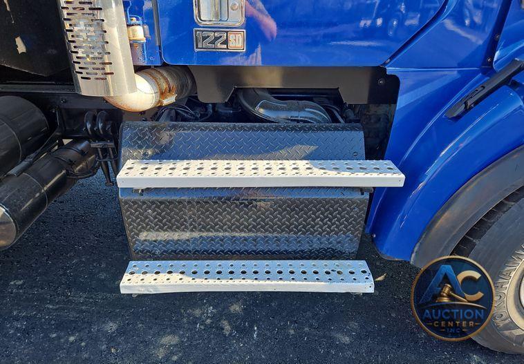 2016 Freightliner Coronado 122SD  dump truck