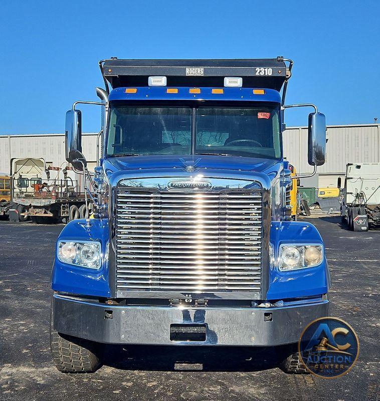 2016 Freightliner Coronado 122SD  dump truck