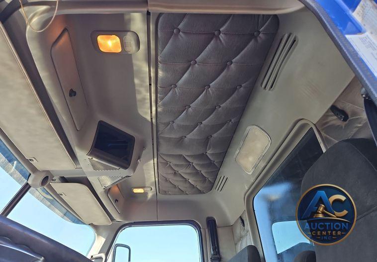 2016 Freightliner Coronado 122SD  dump truck