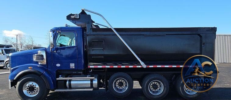 2016 Freightliner Coronado 122SD  dump truck