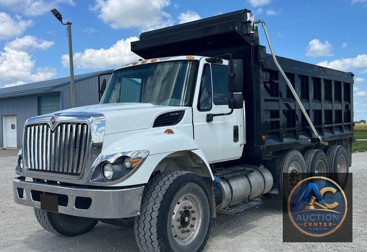 2015 International  7500 SBA dump truck