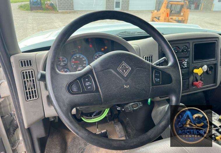 2015 International  7500 SBA dump truck