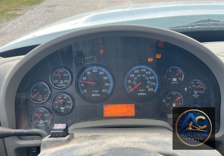 2015 International  7500 SBA dump truck