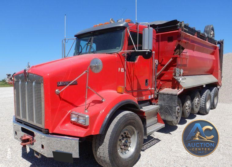 2008 Kenworth T800  dump truck