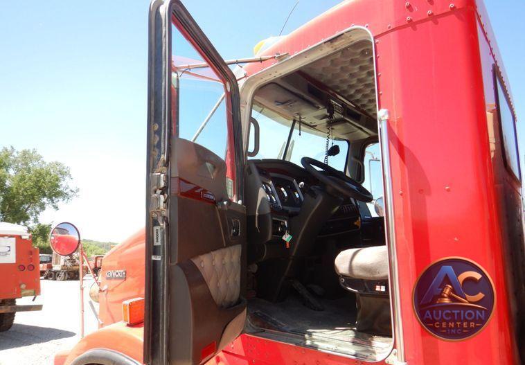 2008 Kenworth T800  dump truck