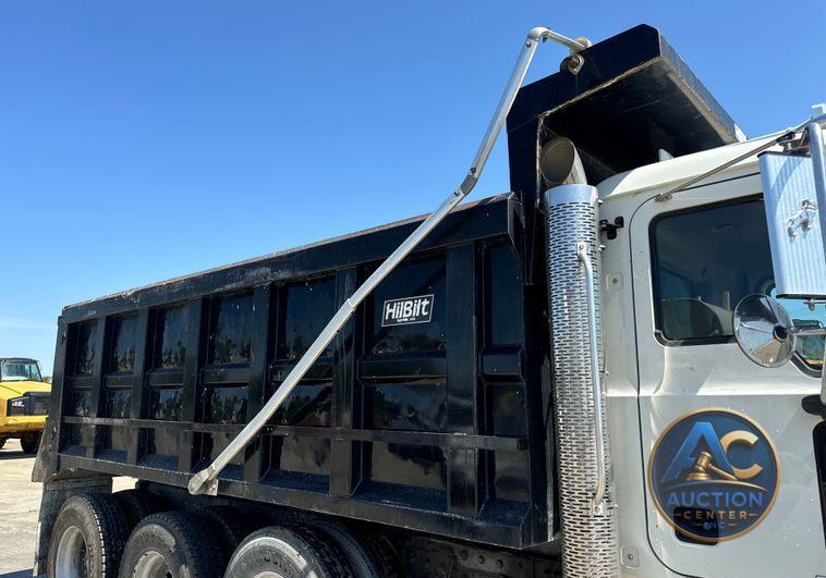 2018 Mack Granite GU713 dump truck