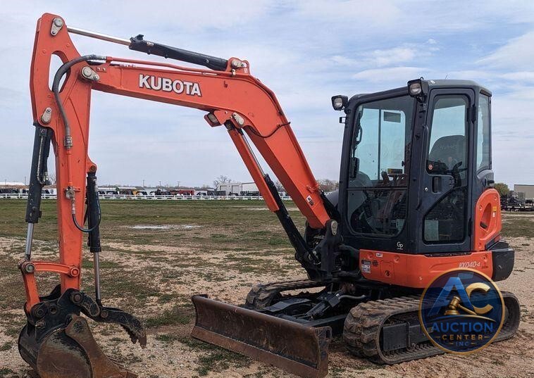 2020 Kubota KX040-4  mini excavator
